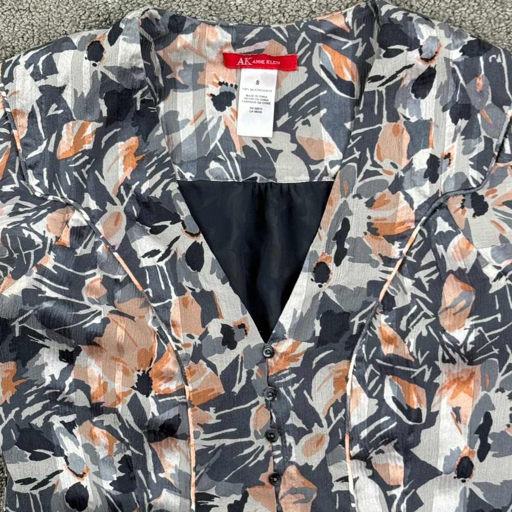 AK Anne Klein Blouse Womens 8 Grey Abstract Floral Silk Flutter Sleeve Career